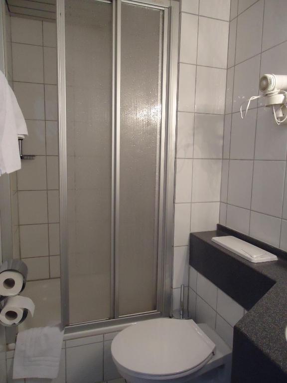 Hotel Schweizer Hof Halle  Phòng bức ảnh
