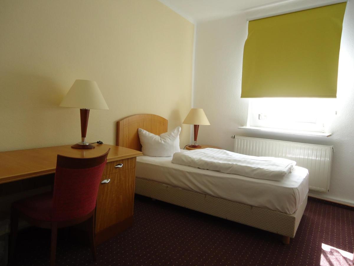 Hotel Schweizer Hof Halle  Ngoại thất bức ảnh